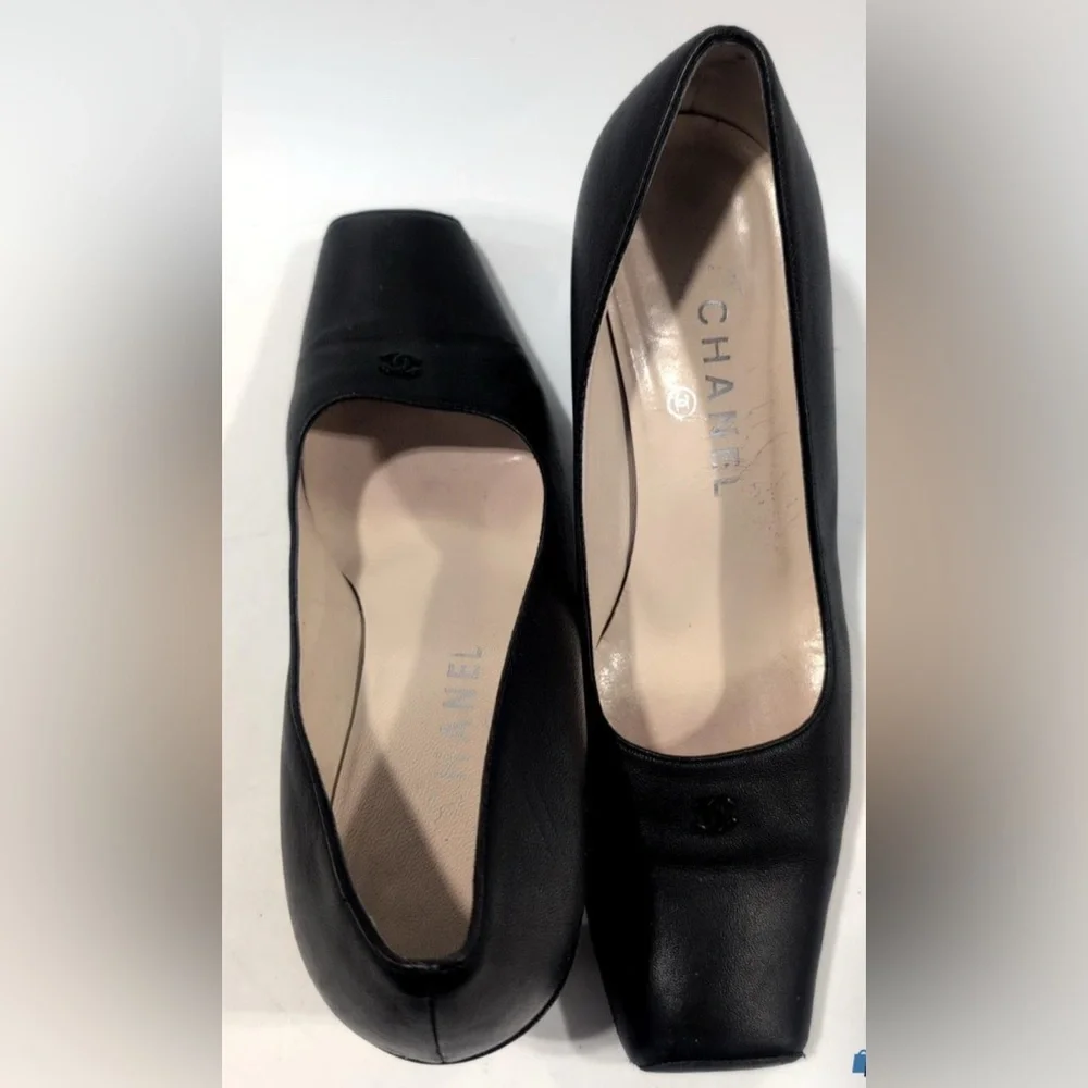 ๐ 1 hour sale. Chanel, size 8, Black Women's Heels - Picture 4 of 13
